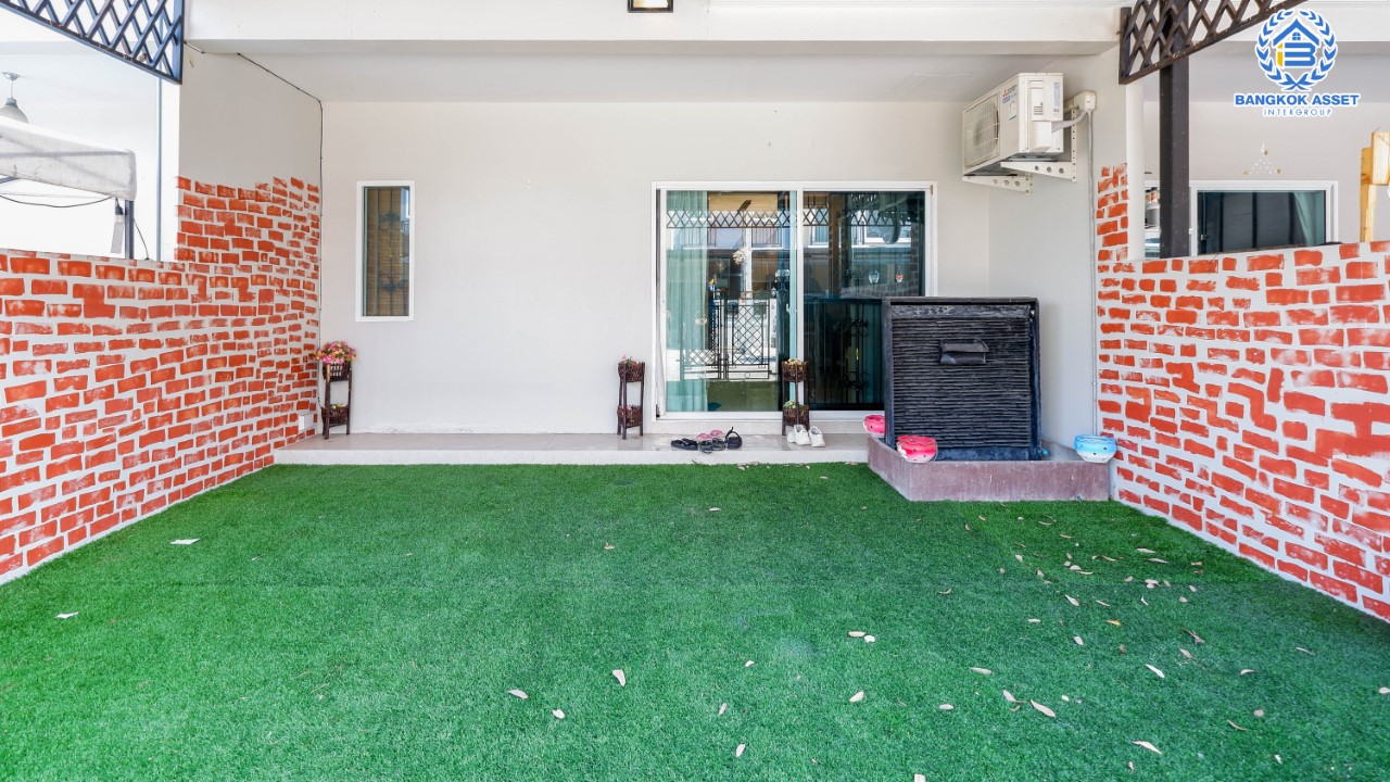 *****ทาวน์เฮ้าส์มือสอง กรุงเทพฯ ม.เดอะนิช รามอินทรา เนื้อที่ 22.1 ตร.ว. ฟังก์ชันจัดเต็มถึง 4 ห้องนอน 3 ห้องน้ำ 2 ที่จอดรถ บ้านสวยพร้อมอยู่ บรรยากาศเงียบสงบ บนทำเลดี ใกล้แฟชั่นไอส์แลนด์ และทางด่วน "รามอินทรา-อาจณรงค์"